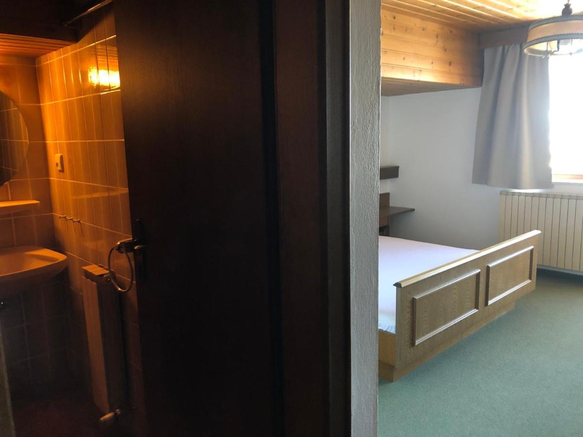 Ferienhaus Gerti 维尔芬翁 外观 照片